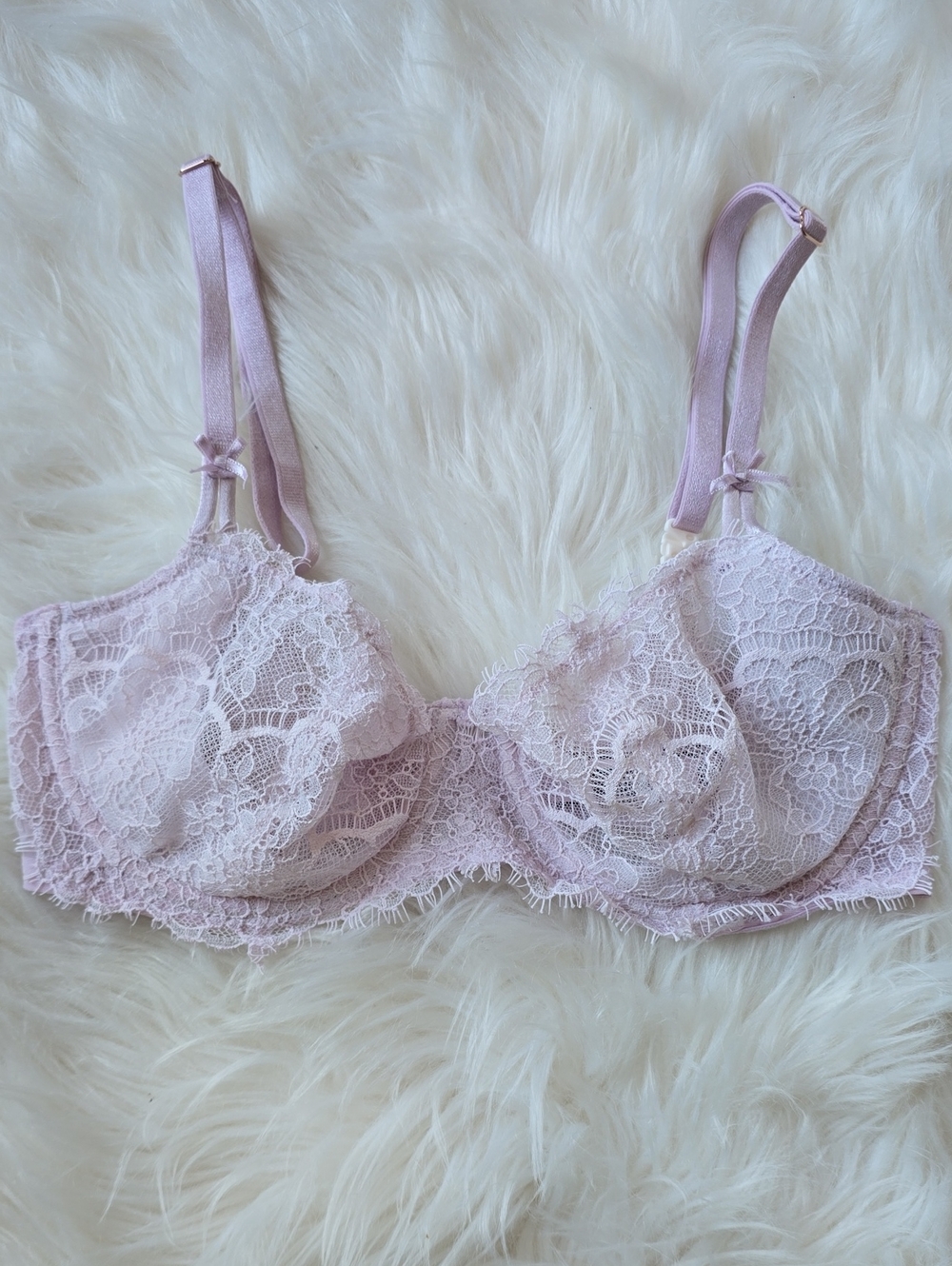 PINK Victoria's Secret Dream Angels Lilac Lace Underwire Bra SIze 32D
